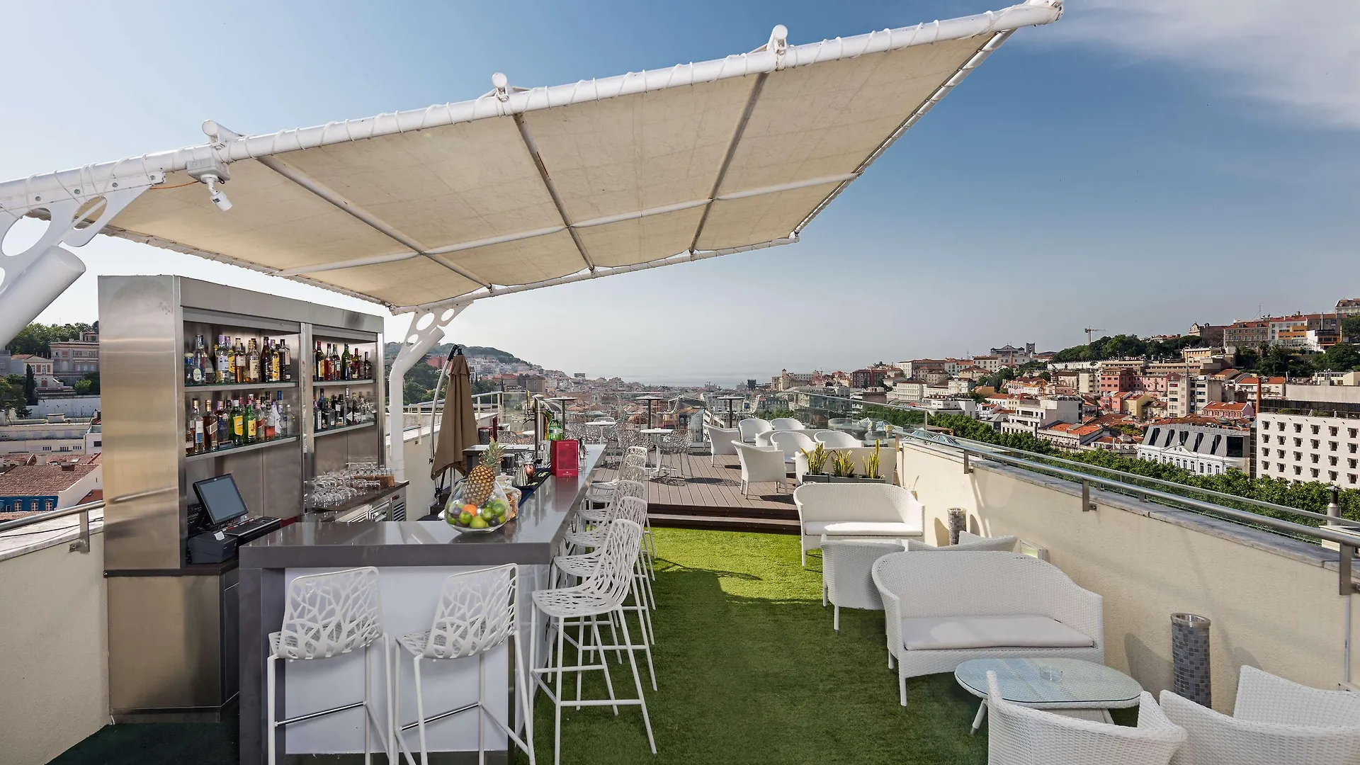 Отель Nh Collection Lisboa Liberdade