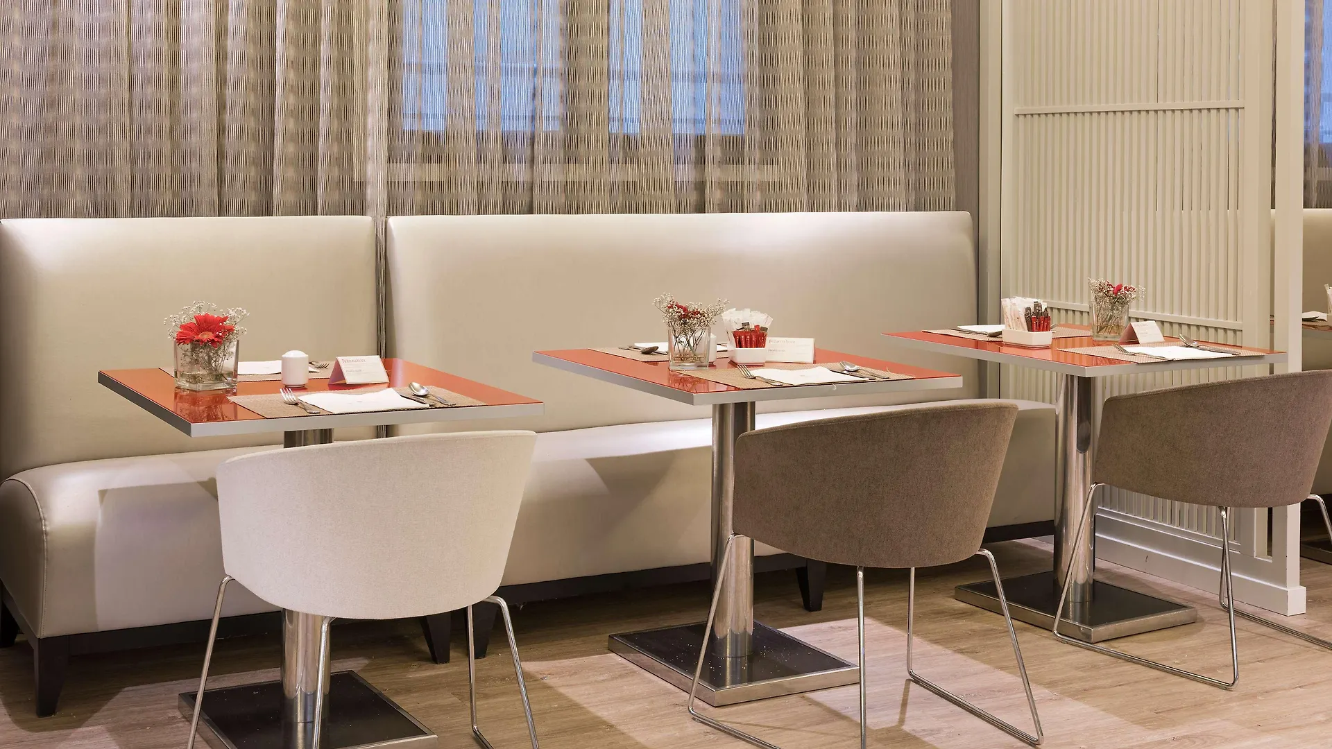 Отель Nh Collection Lisboa Liberdade  Лиссабон