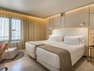 Отель Nh Collection Lisboa Liberdade
