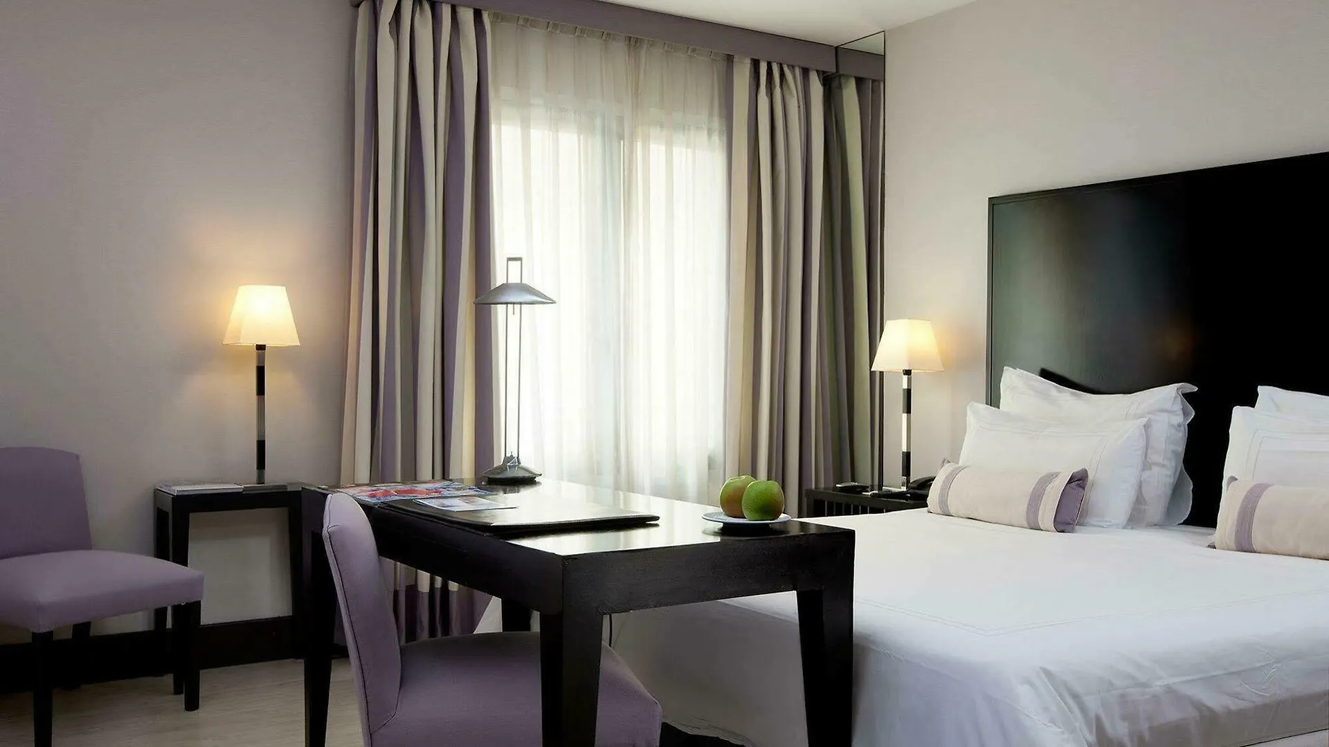 Отель Nh Collection Lisboa Liberdade Лиссабон